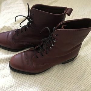 Eddie Bauer leather Lace up boots size 8
